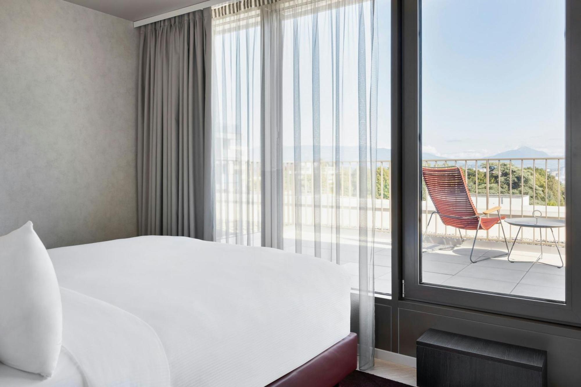 Residence Inn By Marriott Geneva City Nations Exterior foto